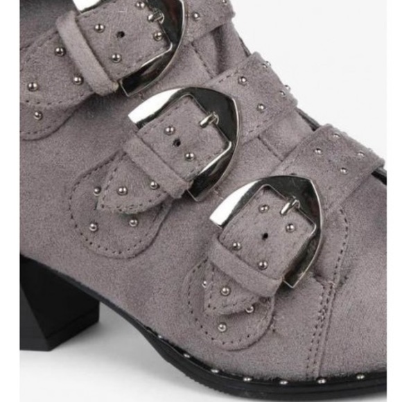 Asos Truffle Collection studded buckle boots, 9 - Picture 7 of 9